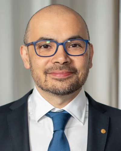 Demis Hassabis