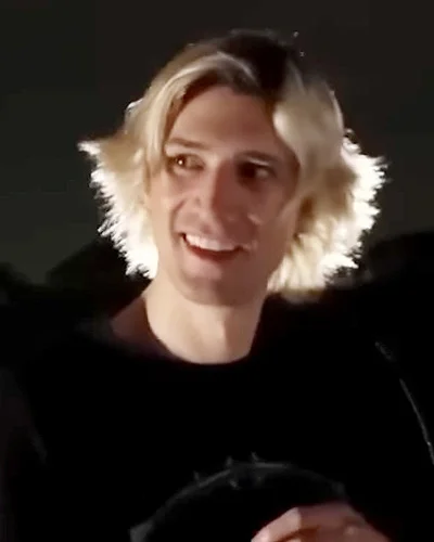 xQc